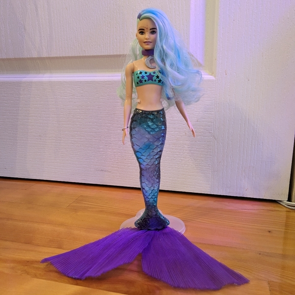 Barbie Color Reveal Mermaid with Moon necklace - Picture 1 of 3